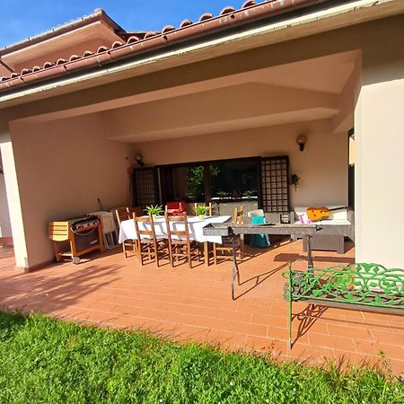 Villa Rosa Caporciano エクステリア 写真