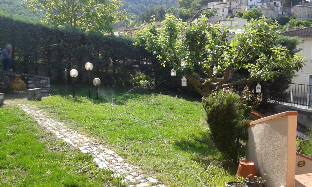 Villa Rosa Caporciano エクステリア 写真