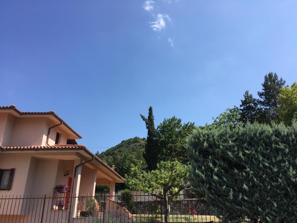 Villa Rosa Caporciano エクステリア 写真
