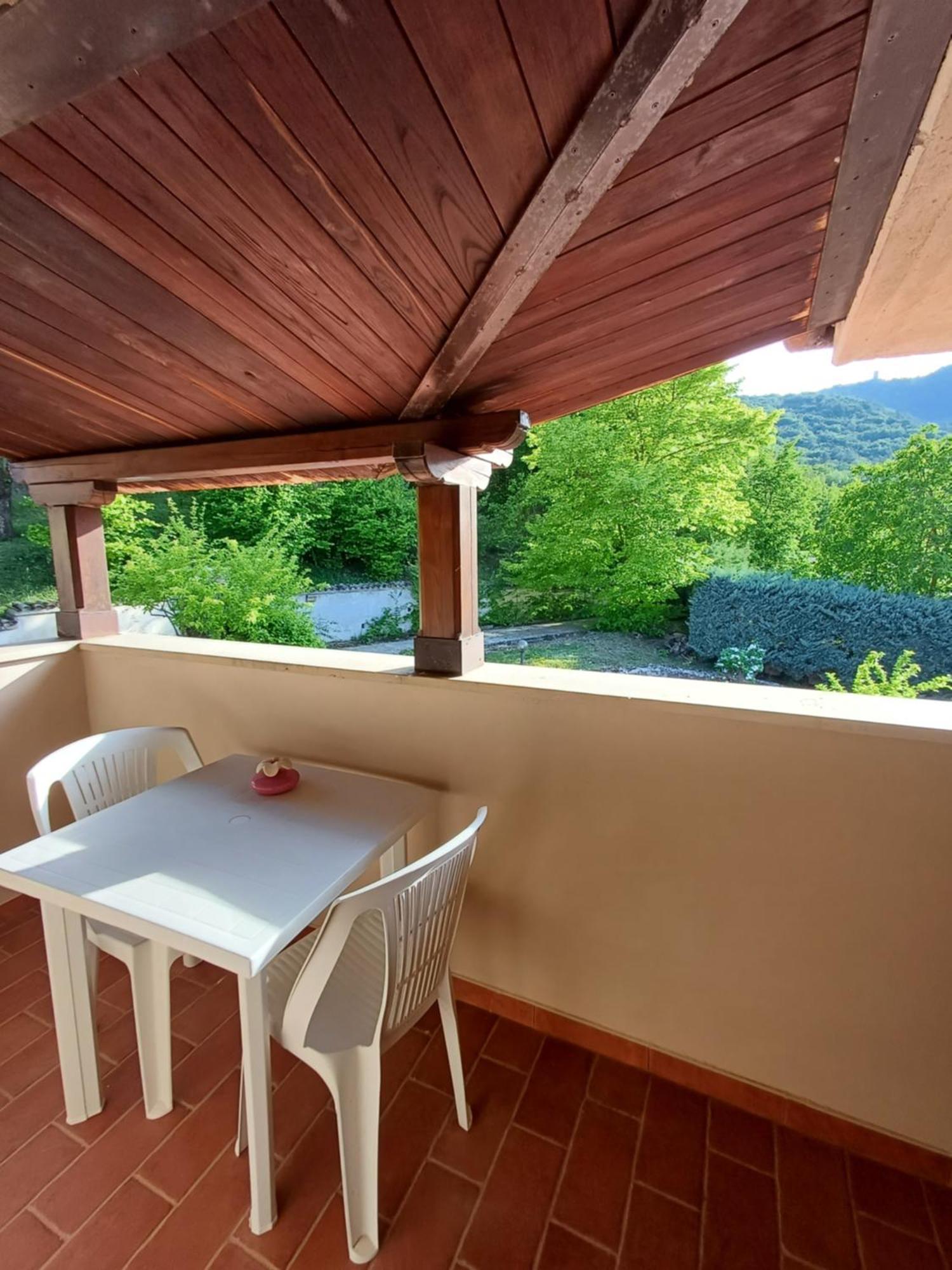 Villa Rosa Caporciano エクステリア 写真