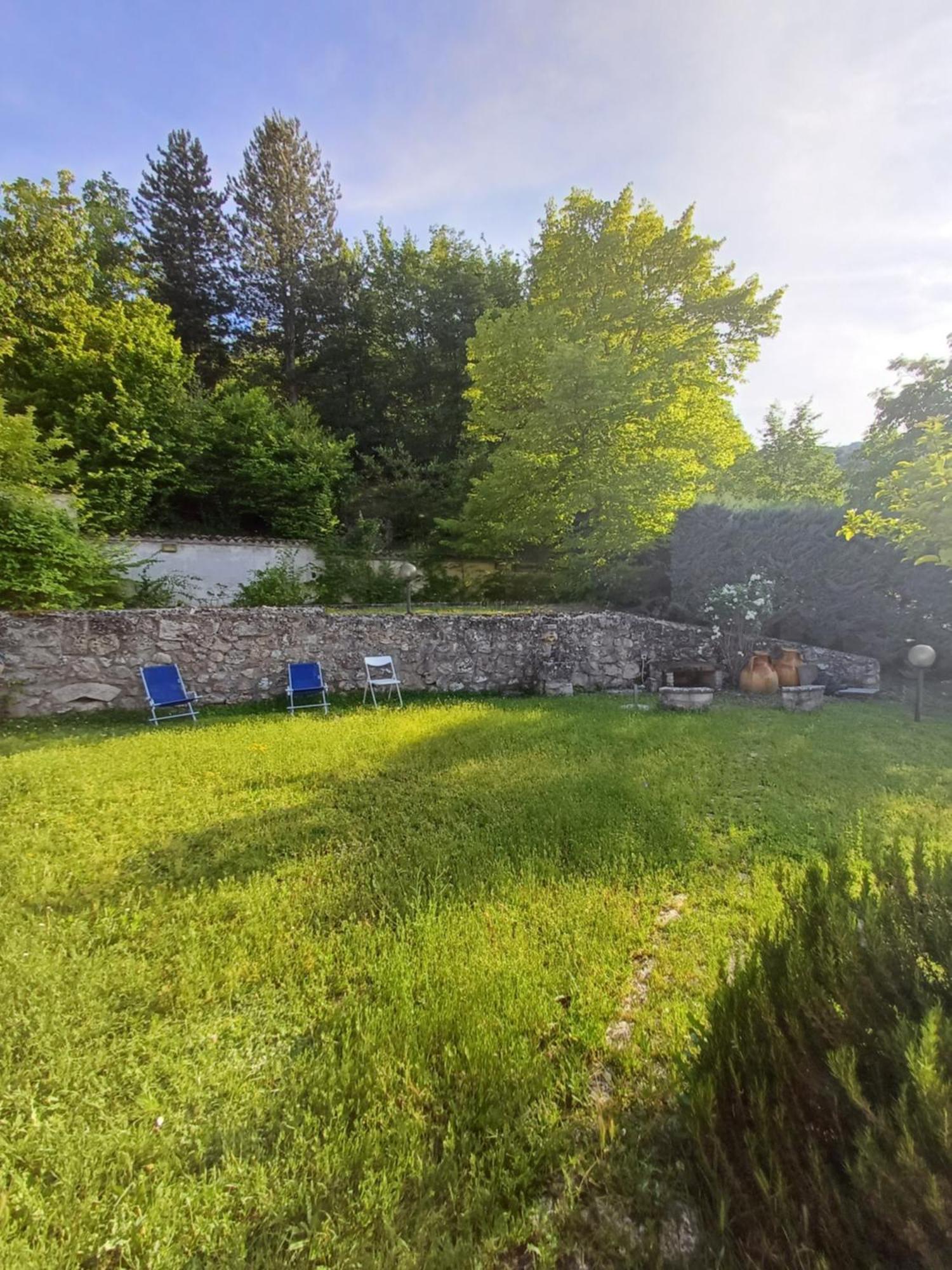 Villa Rosa Caporciano エクステリア 写真